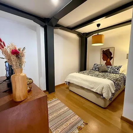 公寓 Bright Stylish Duplex With A Private Roof Terrace Lisboa